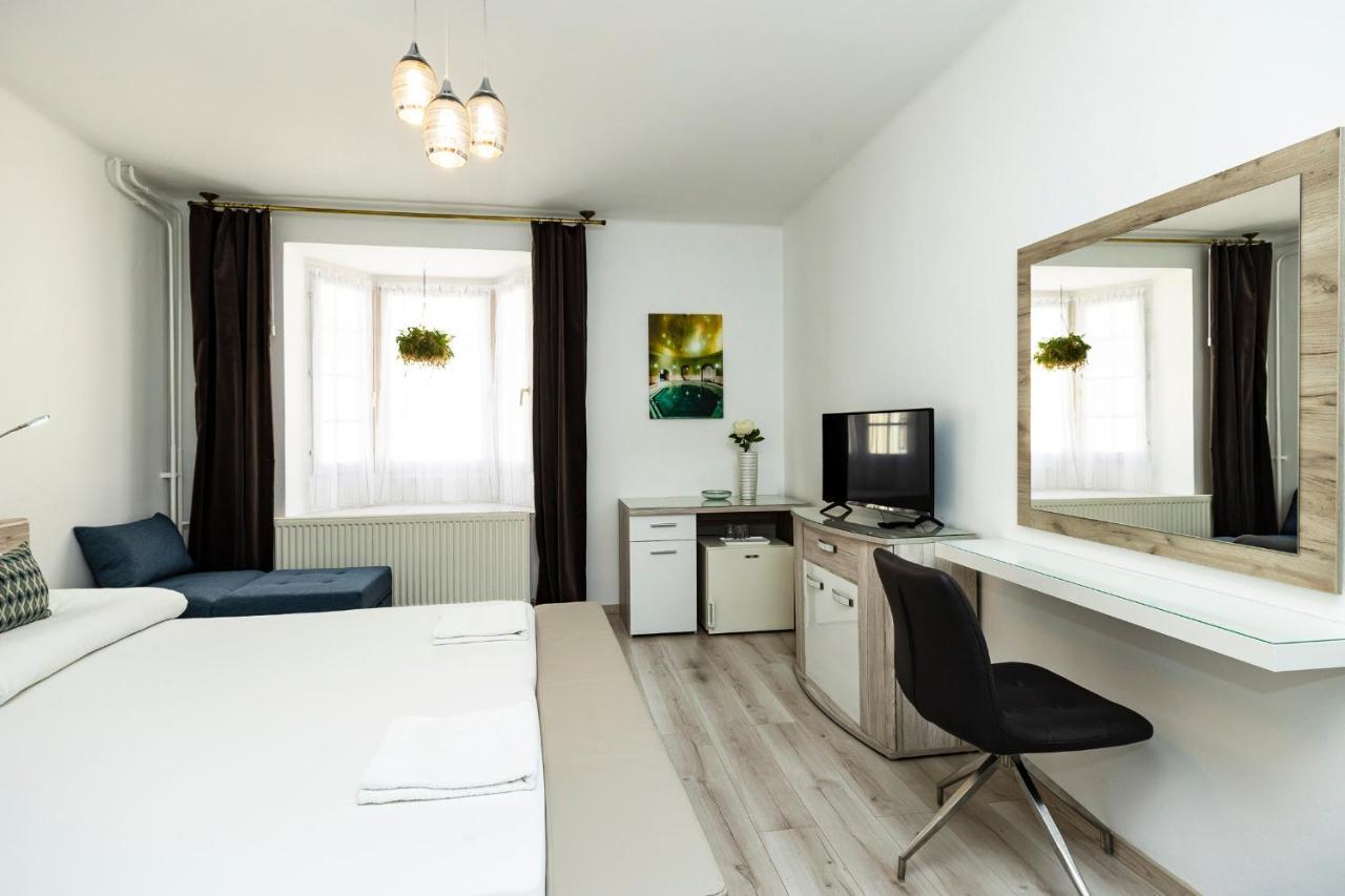 Dobo Vendeghaz Hotel Eger Ngoại thất bức ảnh