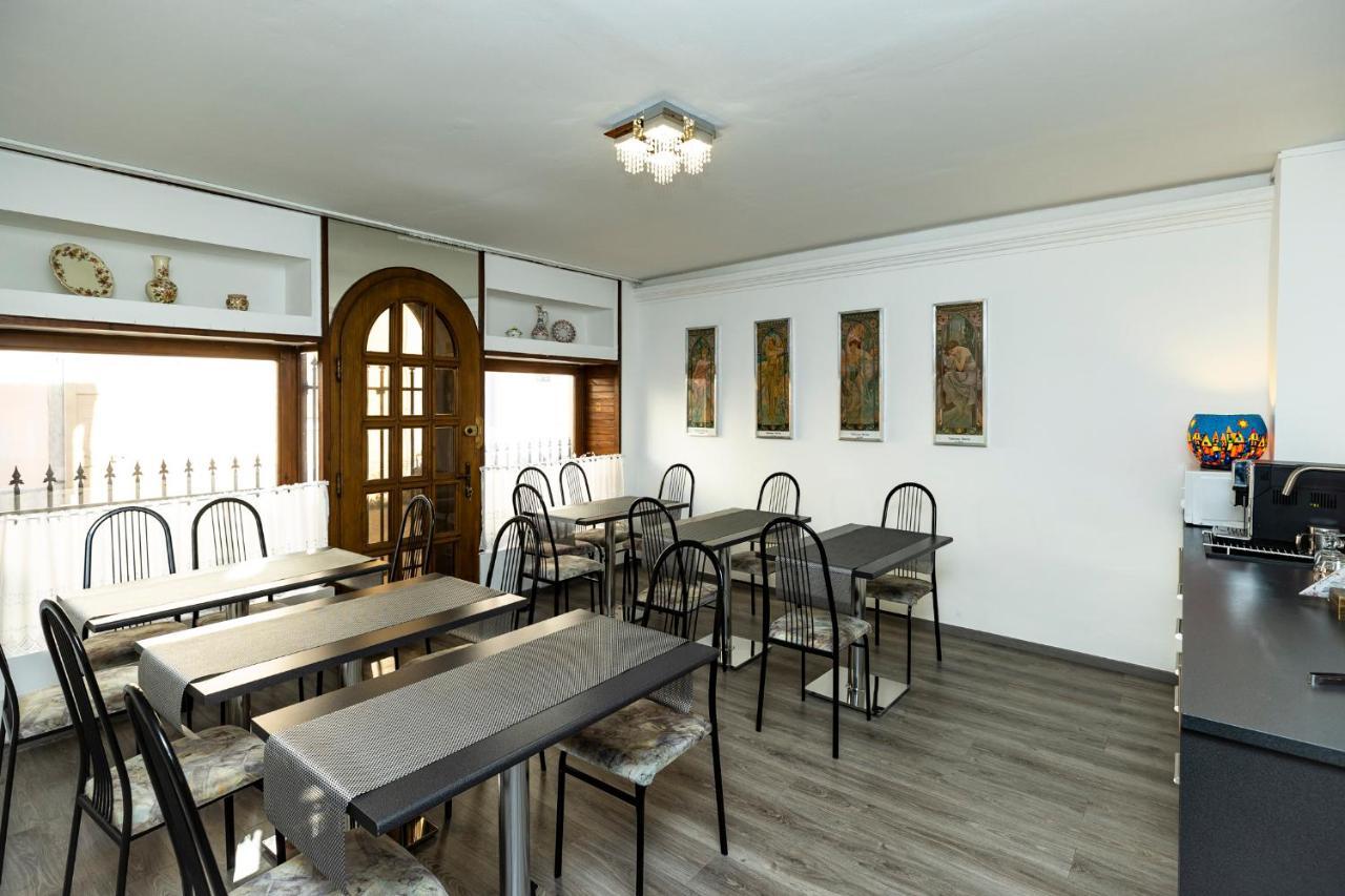 Dobo Vendeghaz Hotel Eger Ngoại thất bức ảnh