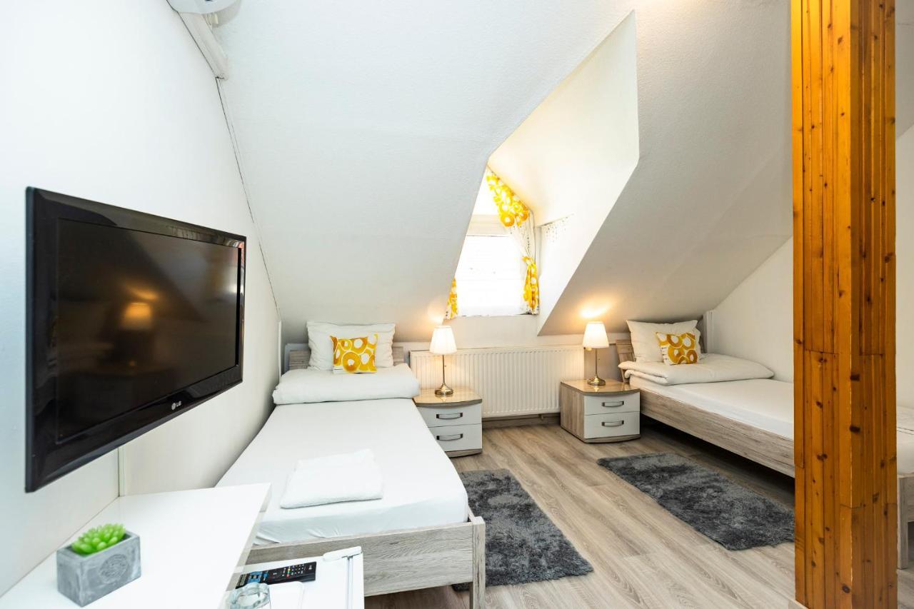 Dobo Vendeghaz Hotel Eger Ngoại thất bức ảnh